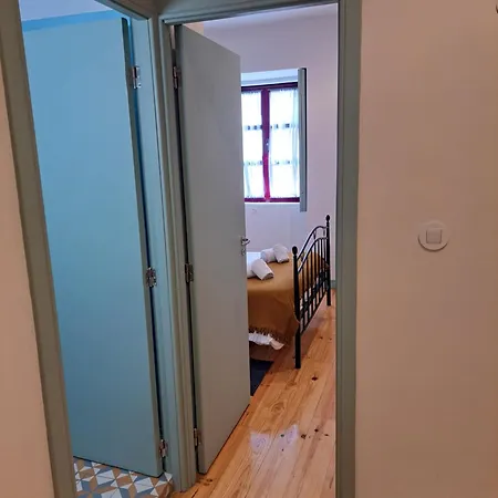 Near River 63 Apartman