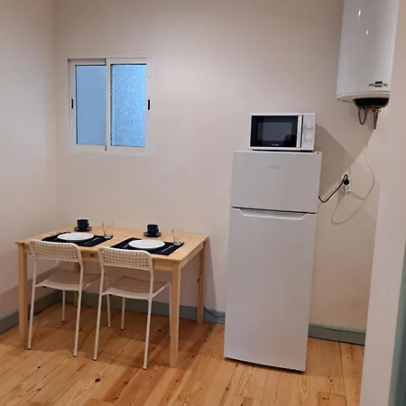 Near River 63 Apartman