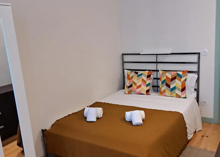 Apartment Near River 63